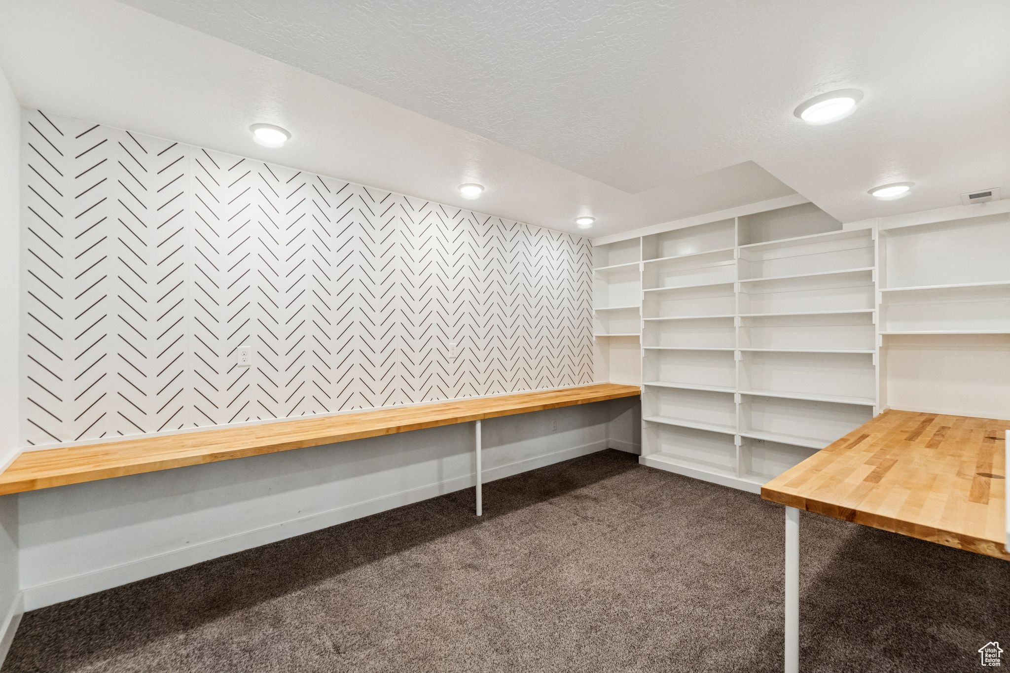 PARKWOOD SUBDIVISION - Residential