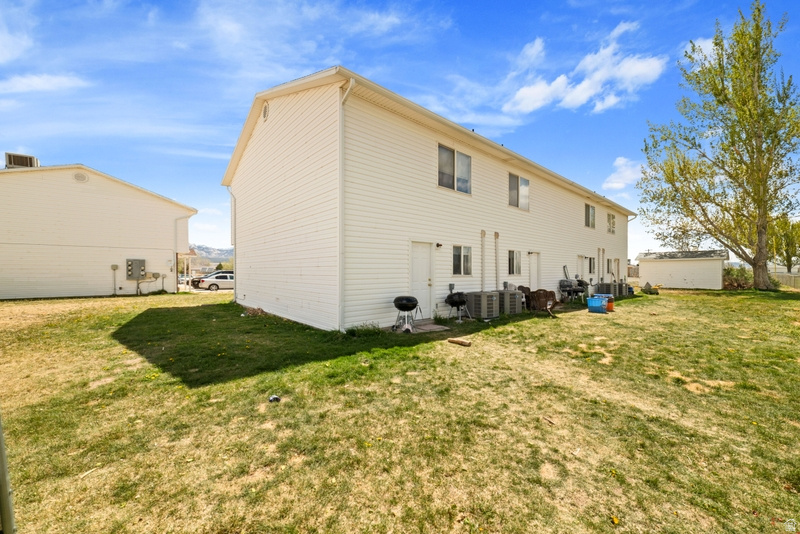 TIPPETTS TOWNHOMES - Residential
