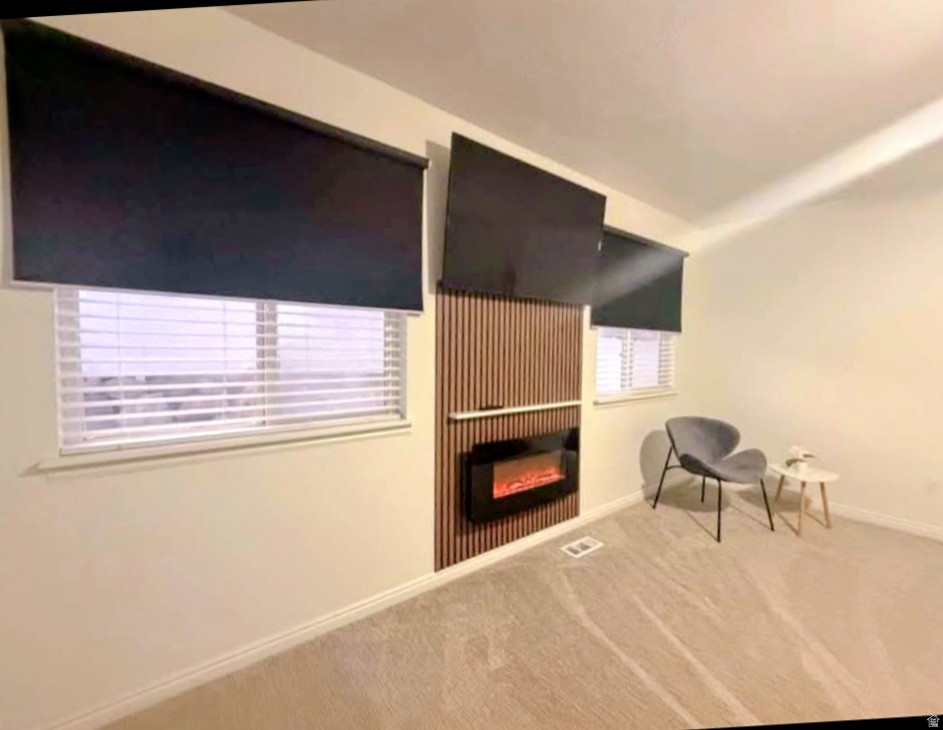 THE OAKS - Residential