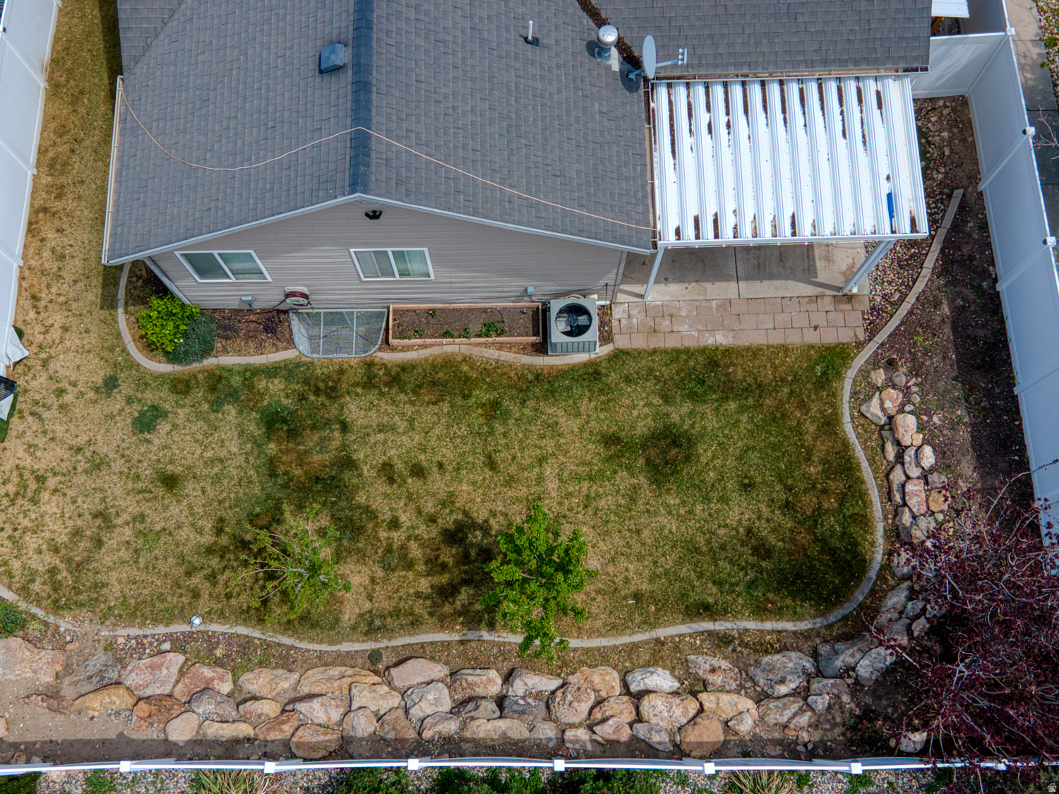 THE OAKS - Residential