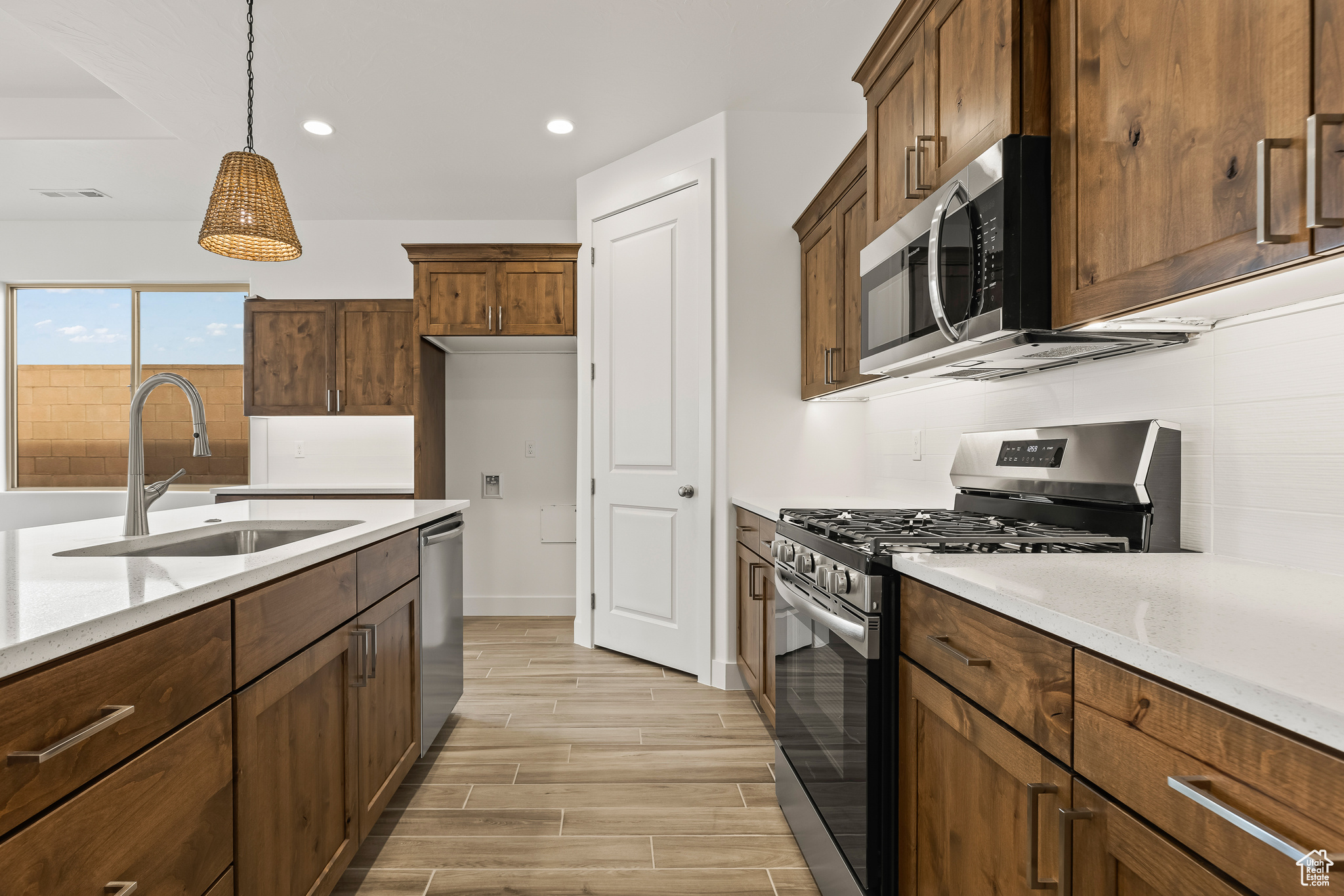 ZIONS GATE ESTATES - Residential