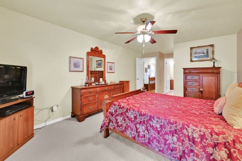 Tiny photo for 5494 S 250 E, Washington Terrace, UT 84405 (MLS # 2184380)