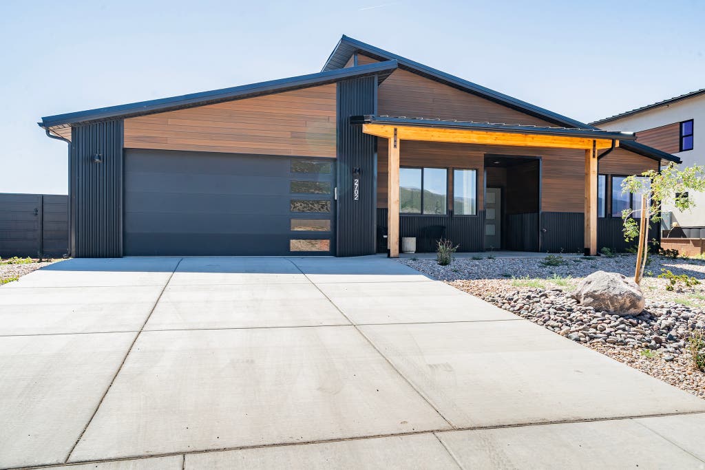 Photo of 2702 S MANN LN, Cedar City, UT 84720 (MLS # 2167868)