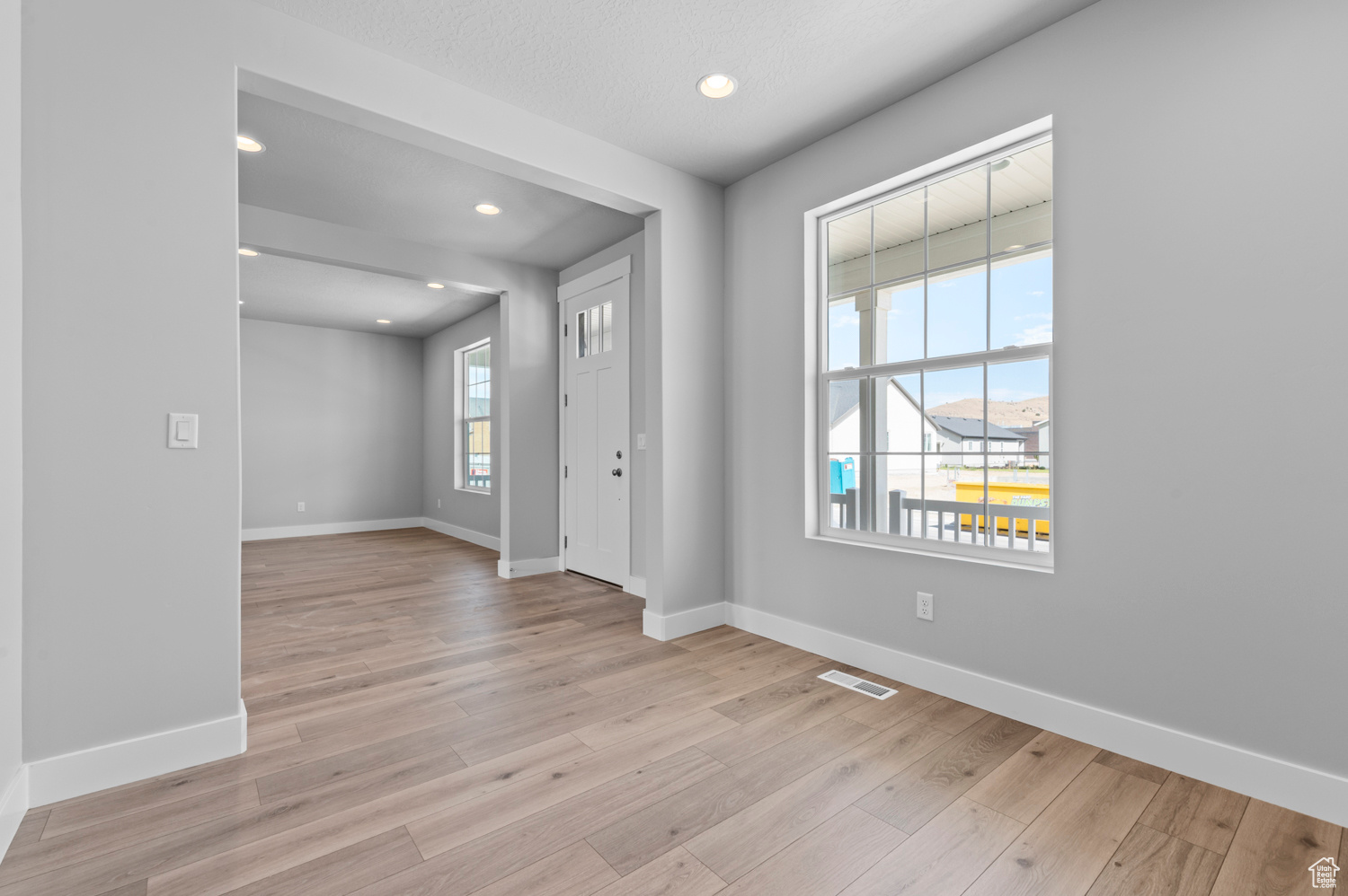 OVERLAND COLLECTION V2 238 - Residential