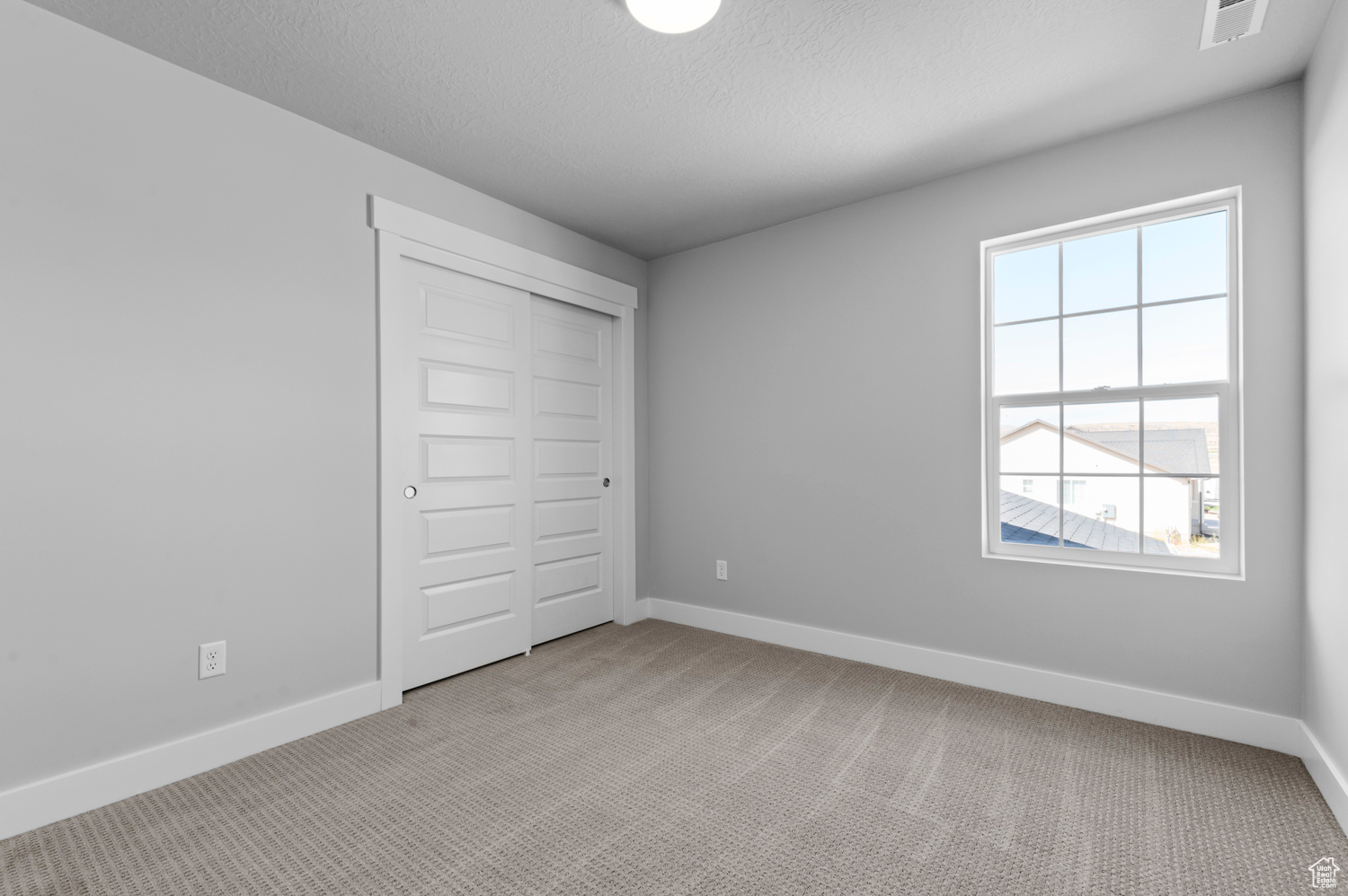 OVERLAND COLLECTION V2 238 - Residential