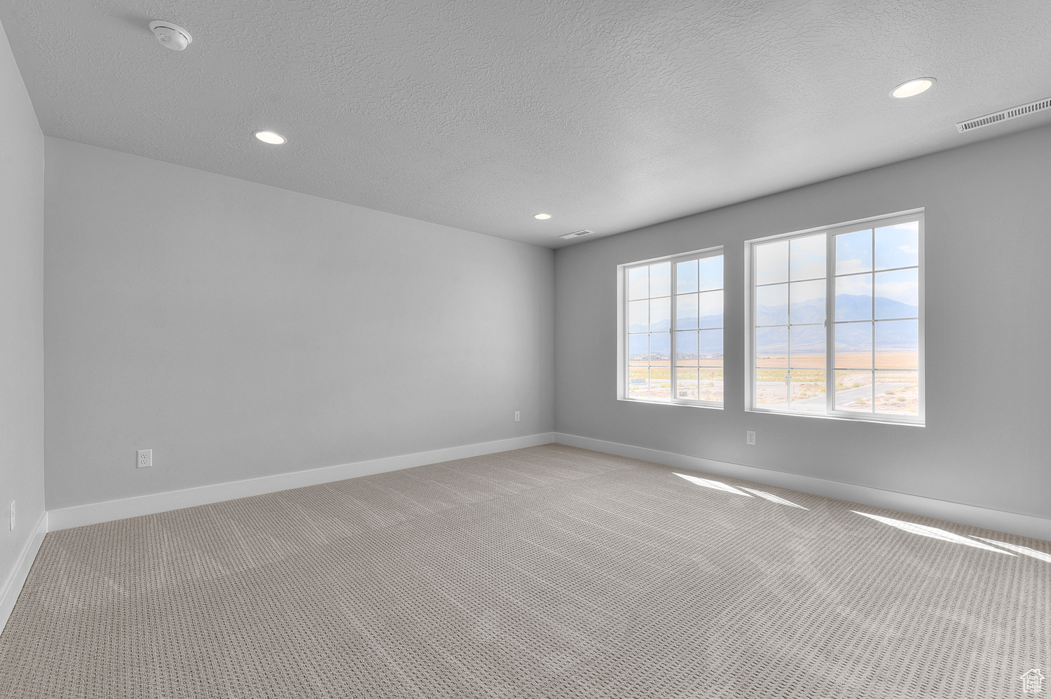 OVERLAND COLLECTION V2 238 - Residential