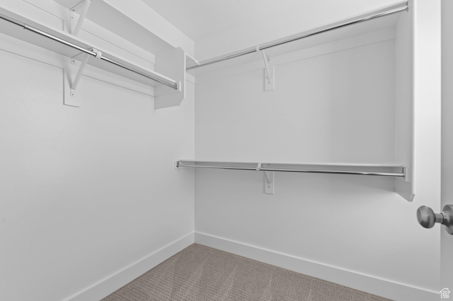 OVERLAND COLLECTION V2 238 - Residential