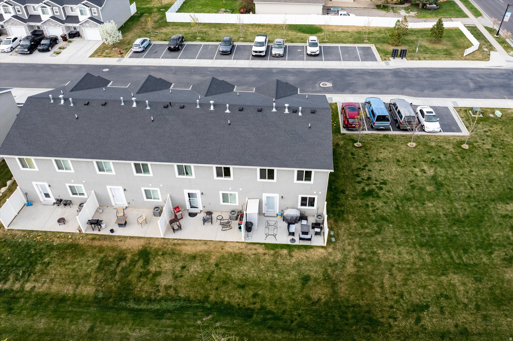 MAJESTIC VIEWS - Residential