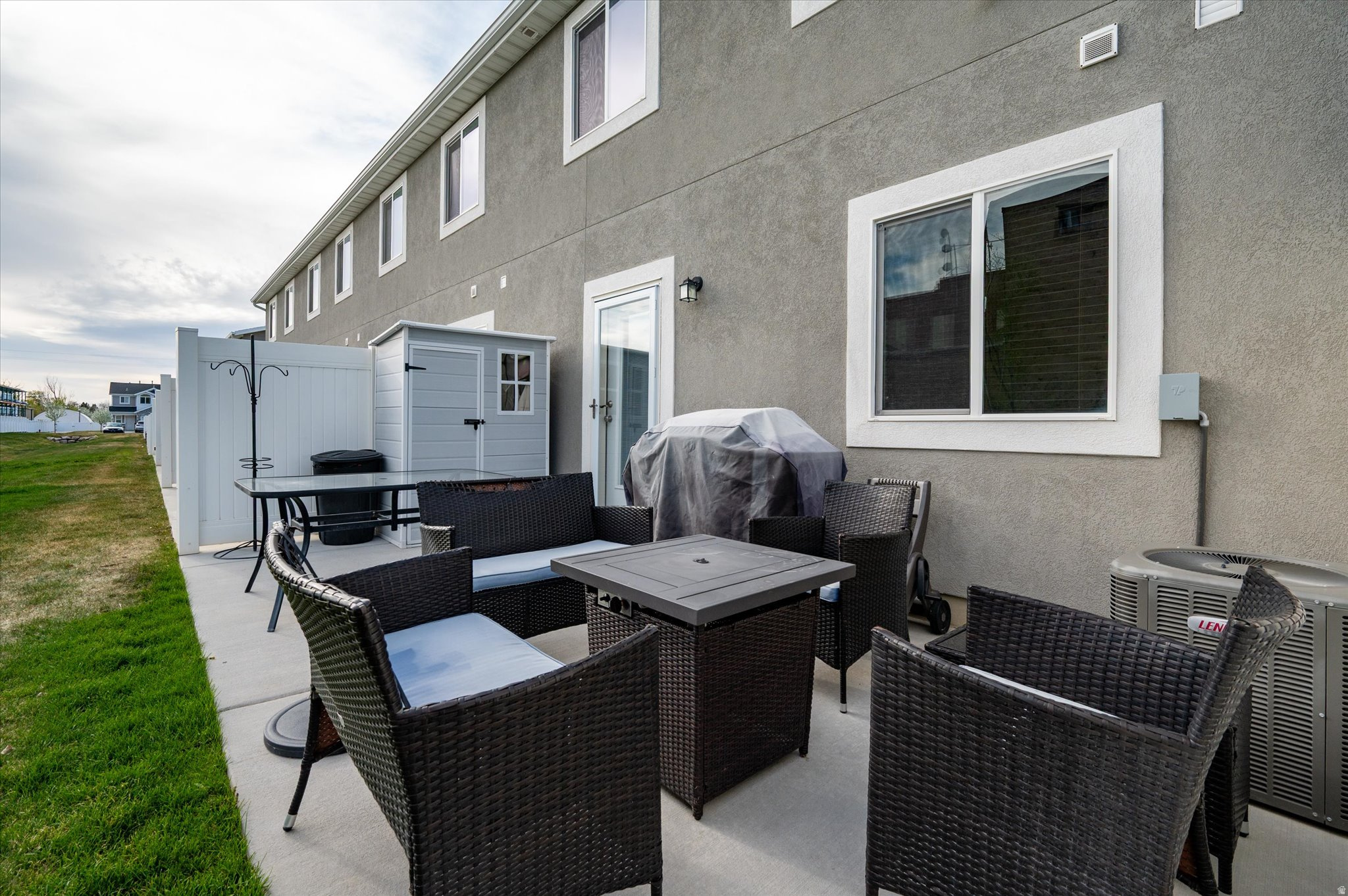 MAJESTIC VIEWS - Residential