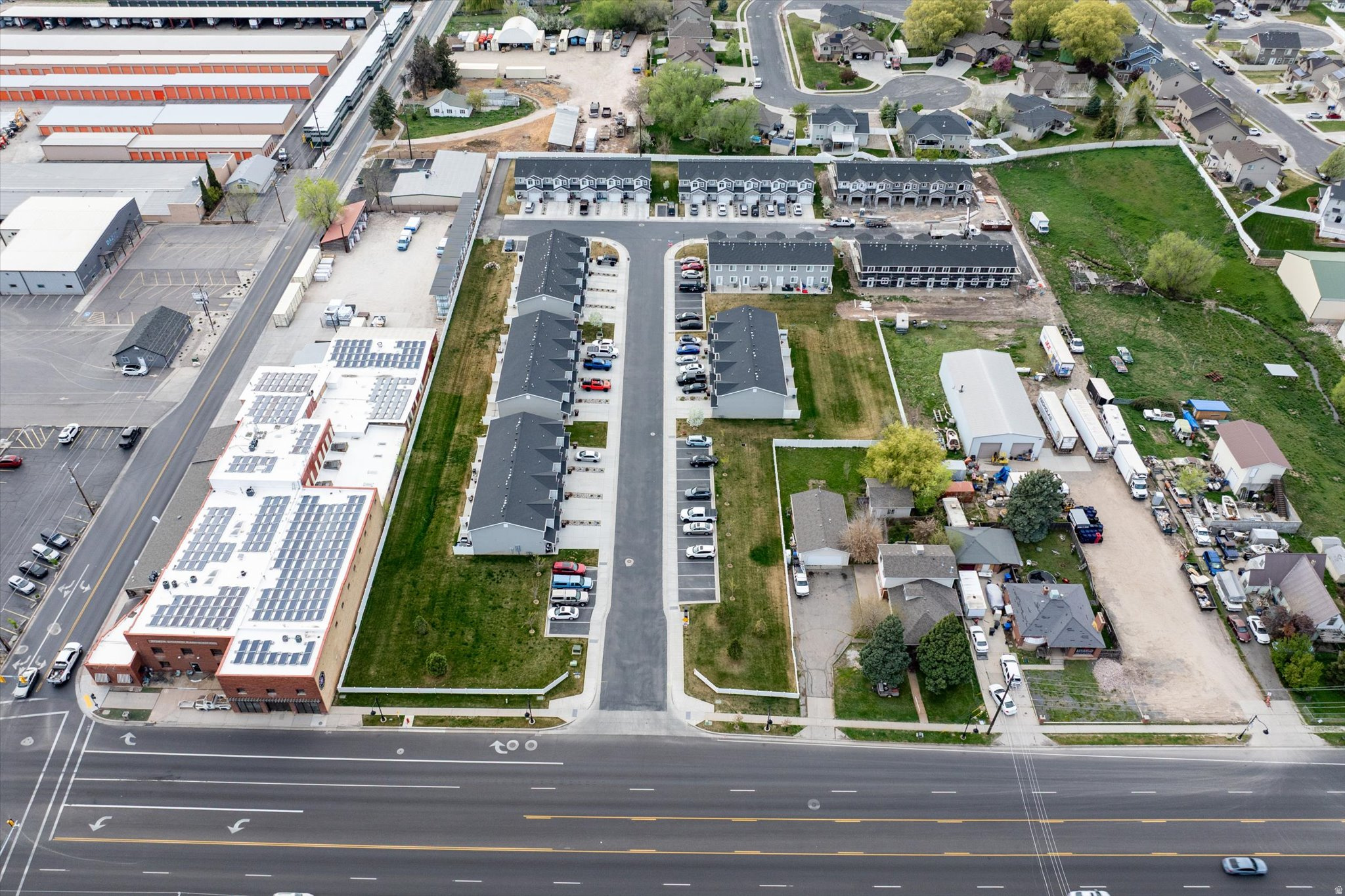 MAJESTIC VIEWS - Residential