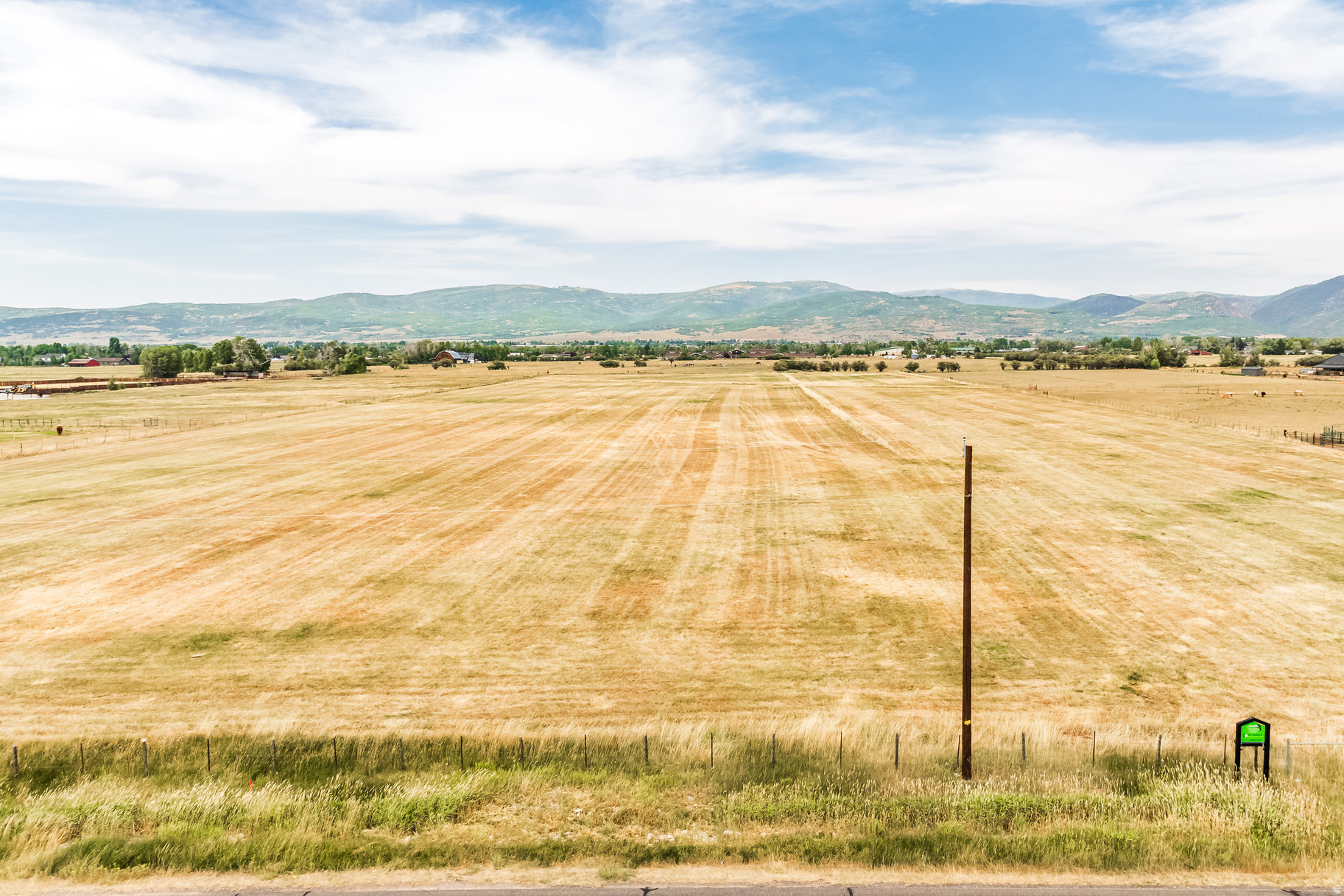 D-BAR SUBDIVISION - Land