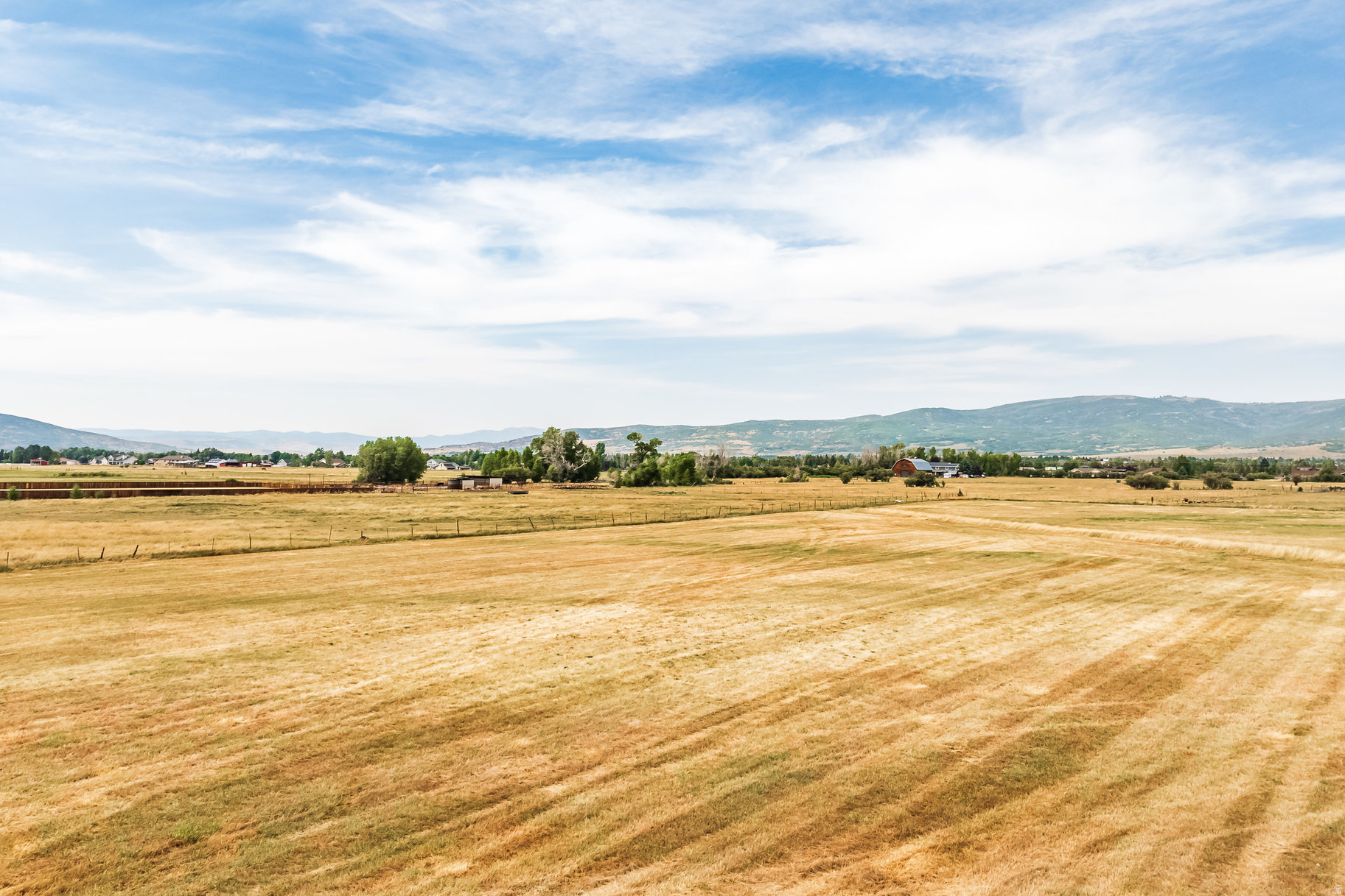 D-BAR SUBDIVISION - Land