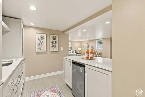 Tiny photo for 3218 S 1575 E, Salt Lake City, UT 84106 (MLS # 2187482)