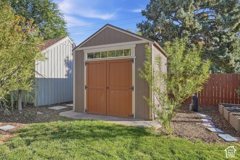 Tiny photo for 3218 S 1575 E, Salt Lake City, UT 84106 (MLS # 2187482)