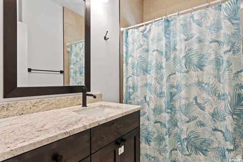 Tiny photo for 1652 W 560 N, Clinton, UT 84015 (MLS # 2107994)