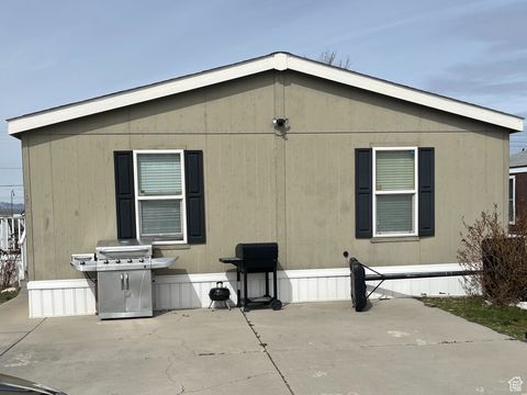 Homes For Sale - 179 Green Pines Ave<br/> Tooele County, Tooele, UT 84074