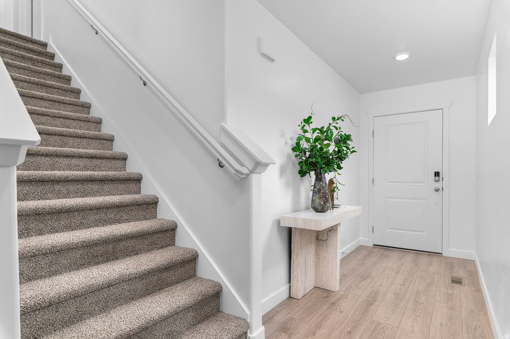 Photo of 4242 N BUCKSTONE WAY #1367, Lehi, UT 84048 (MLS # 2150819)