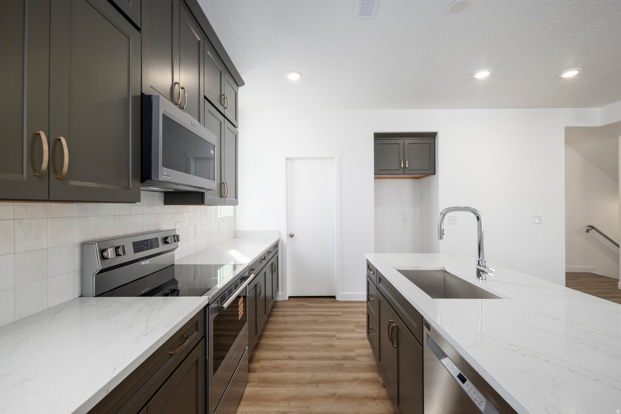 BULLION - Residential