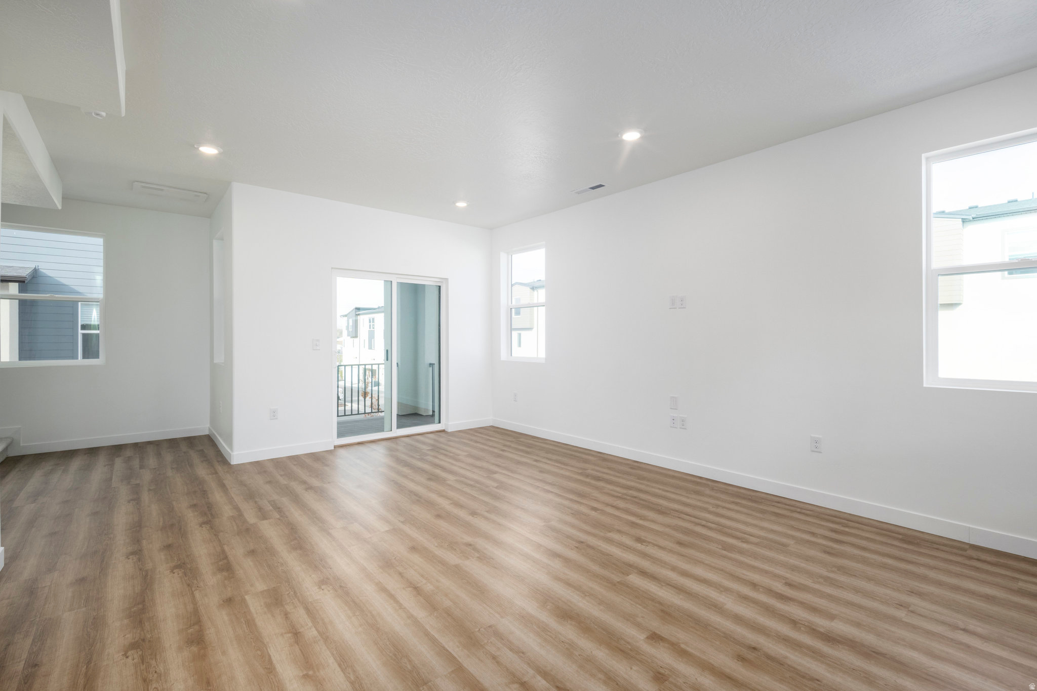 BULLION - Residential