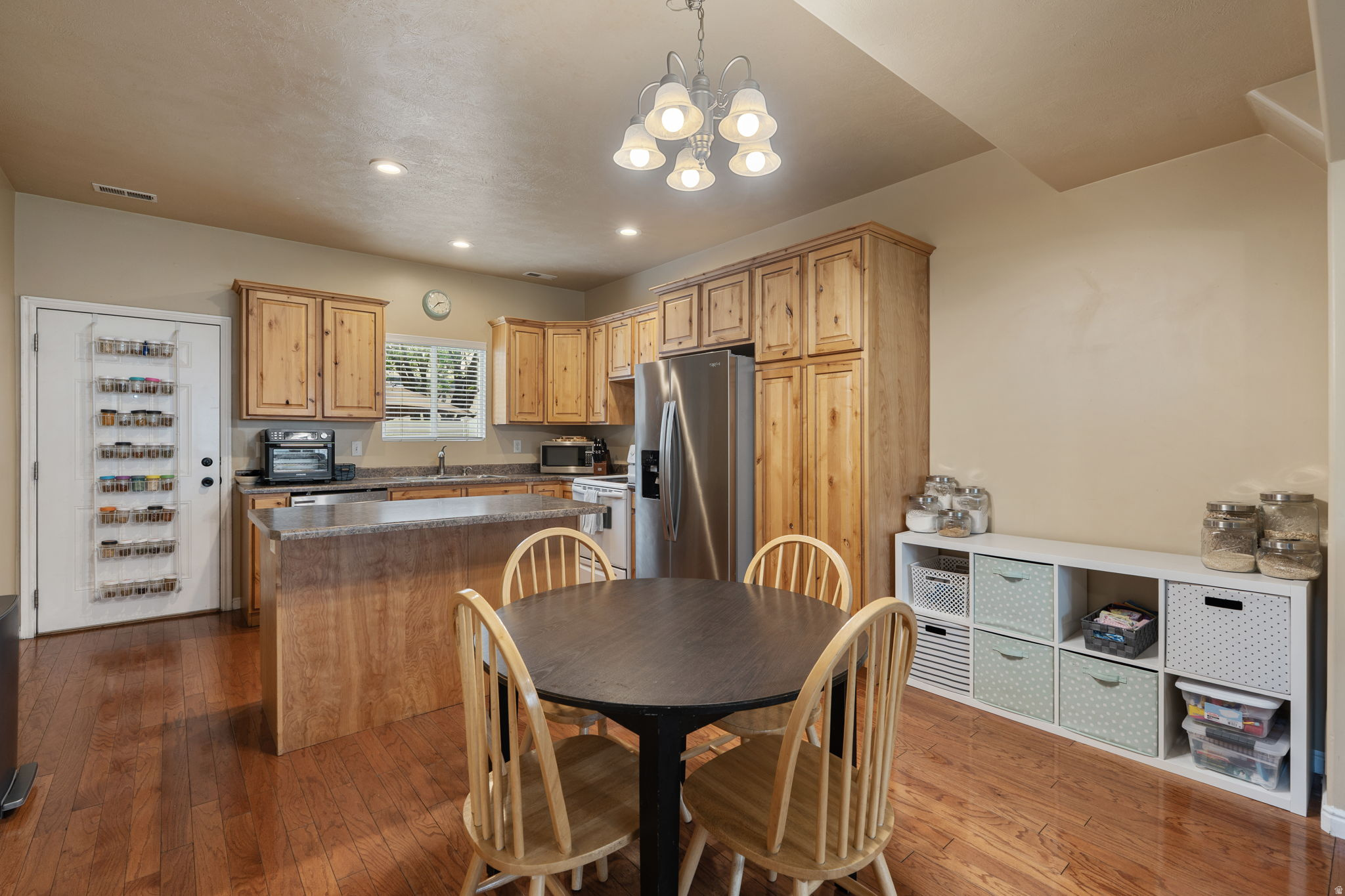 STONE CREEK - Residential