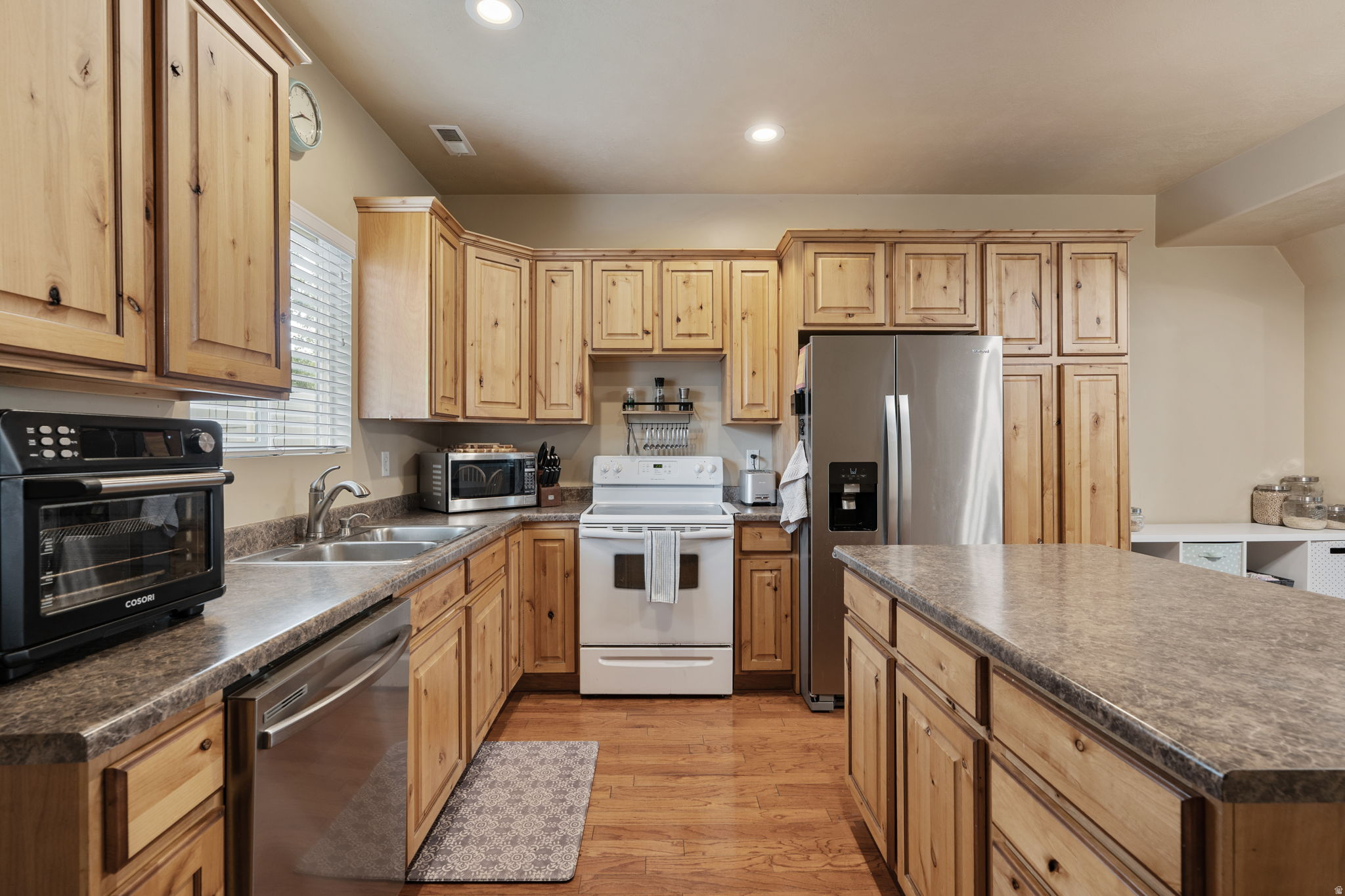 STONE CREEK - Residential