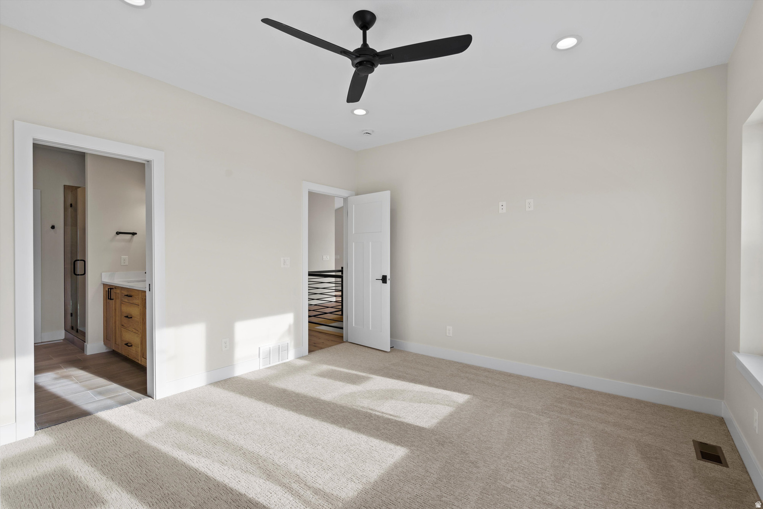 THE BRIDGES - Residential