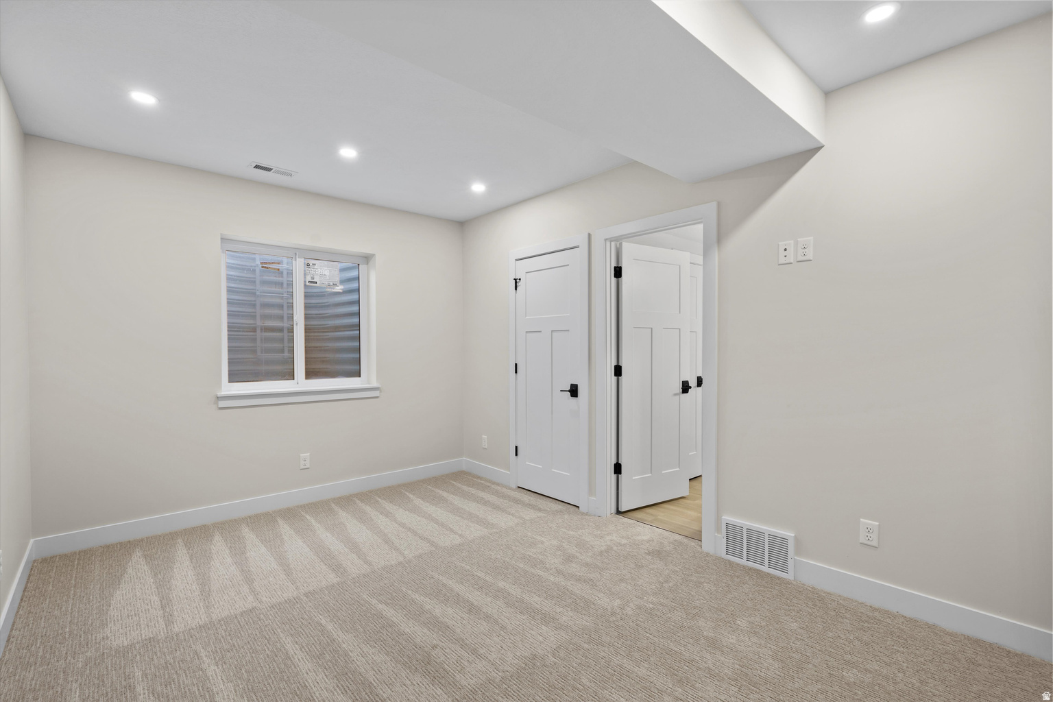 THE BRIDGES - Residential