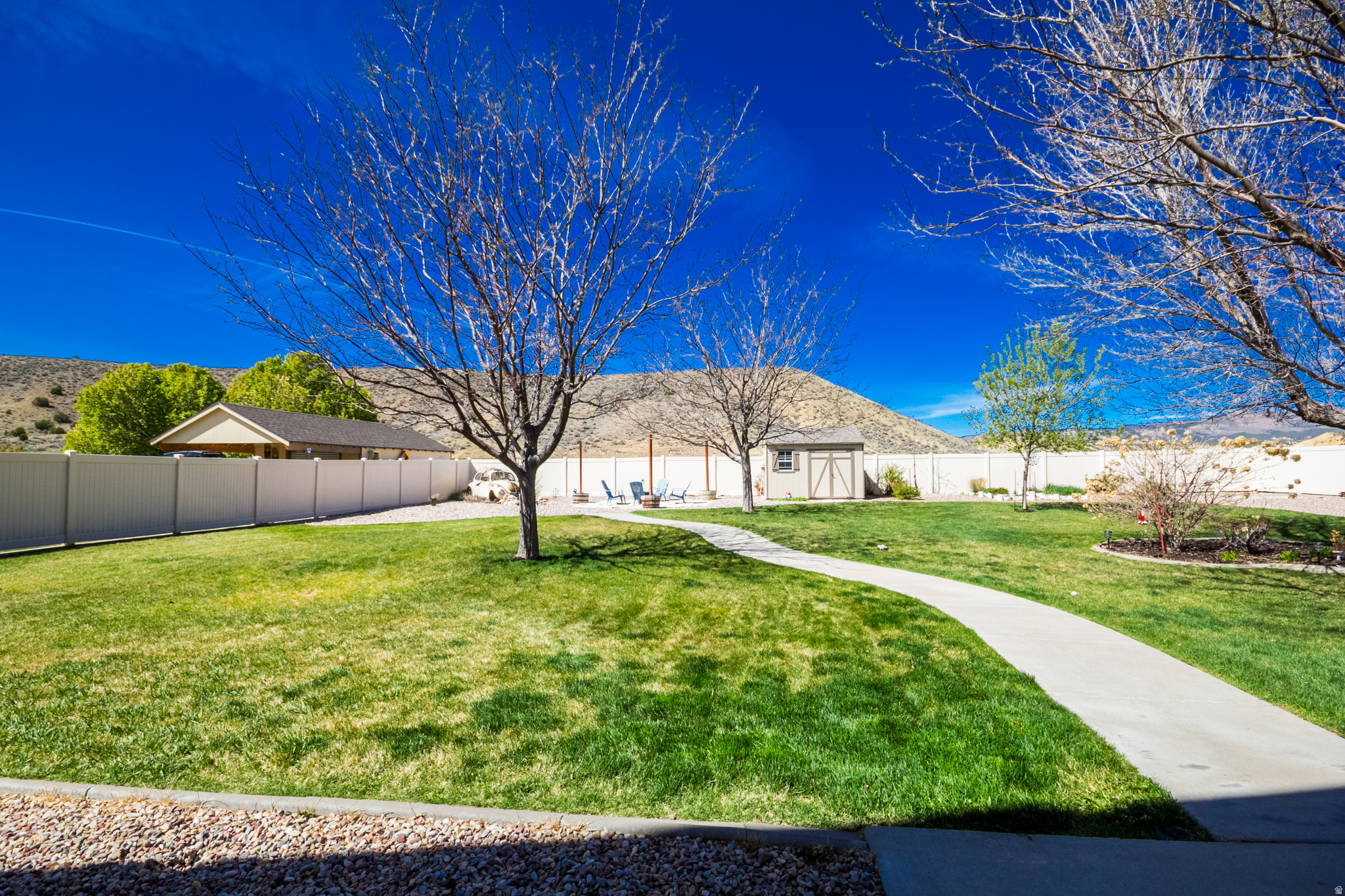 GREEN FIELD DOWNS - Residential