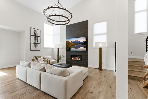 Tiny photo for 337 E OVERLOOK LOOP, Hideout, UT 84036 (MLS # 2142040)