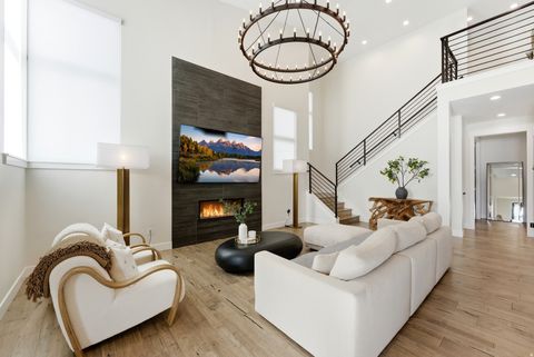 Tiny photo for 337 E OVERLOOK LOOP, Hideout, UT 84036 (MLS # 2142040)