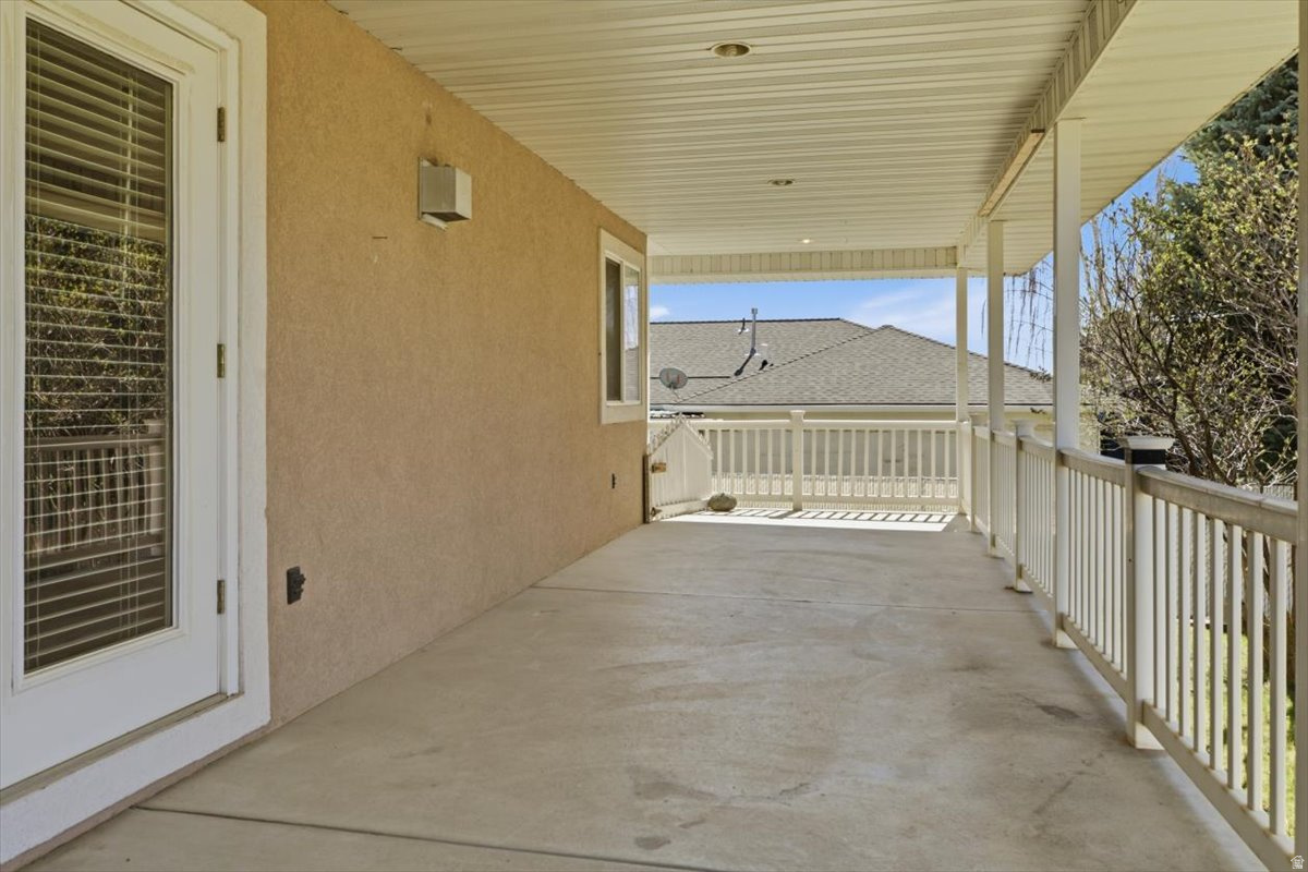 MAJESTIC VIEW ESTATES - Residential