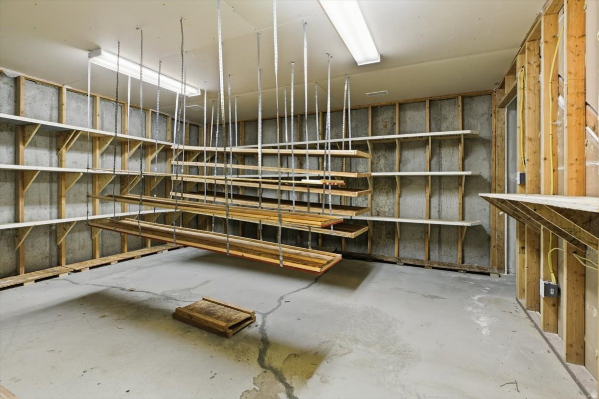 MAJESTIC VIEW ESTATES - Residential