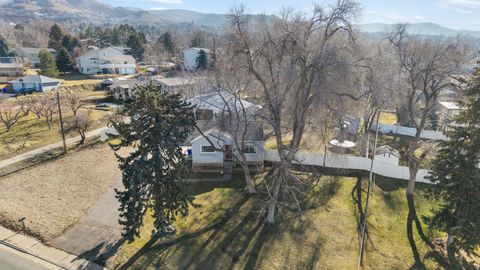 Tiny photo for 141 W 3100 S, Bountiful, UT 84010 (MLS # 2135086)