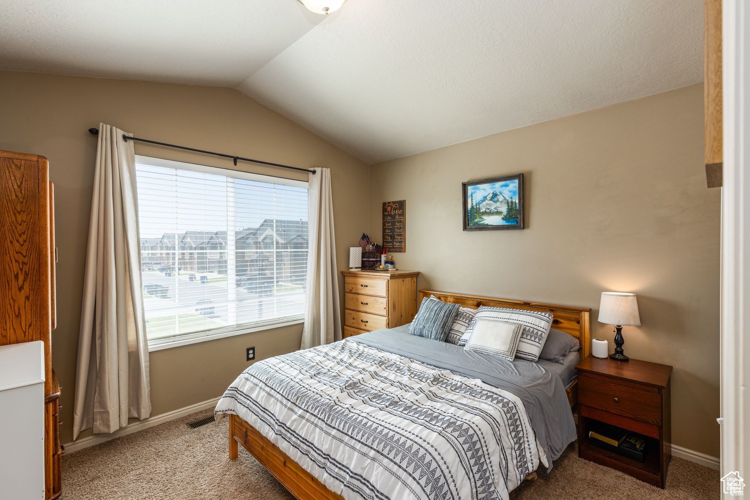 FOXBORO NORTH CASTLE - Residential