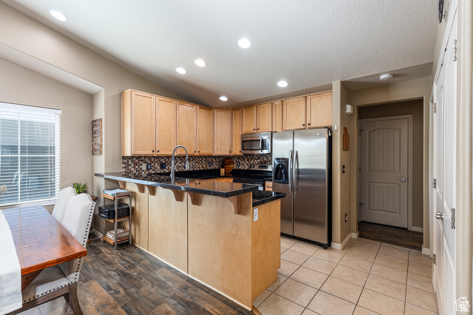 FOXBORO NORTH CASTLE - Residential