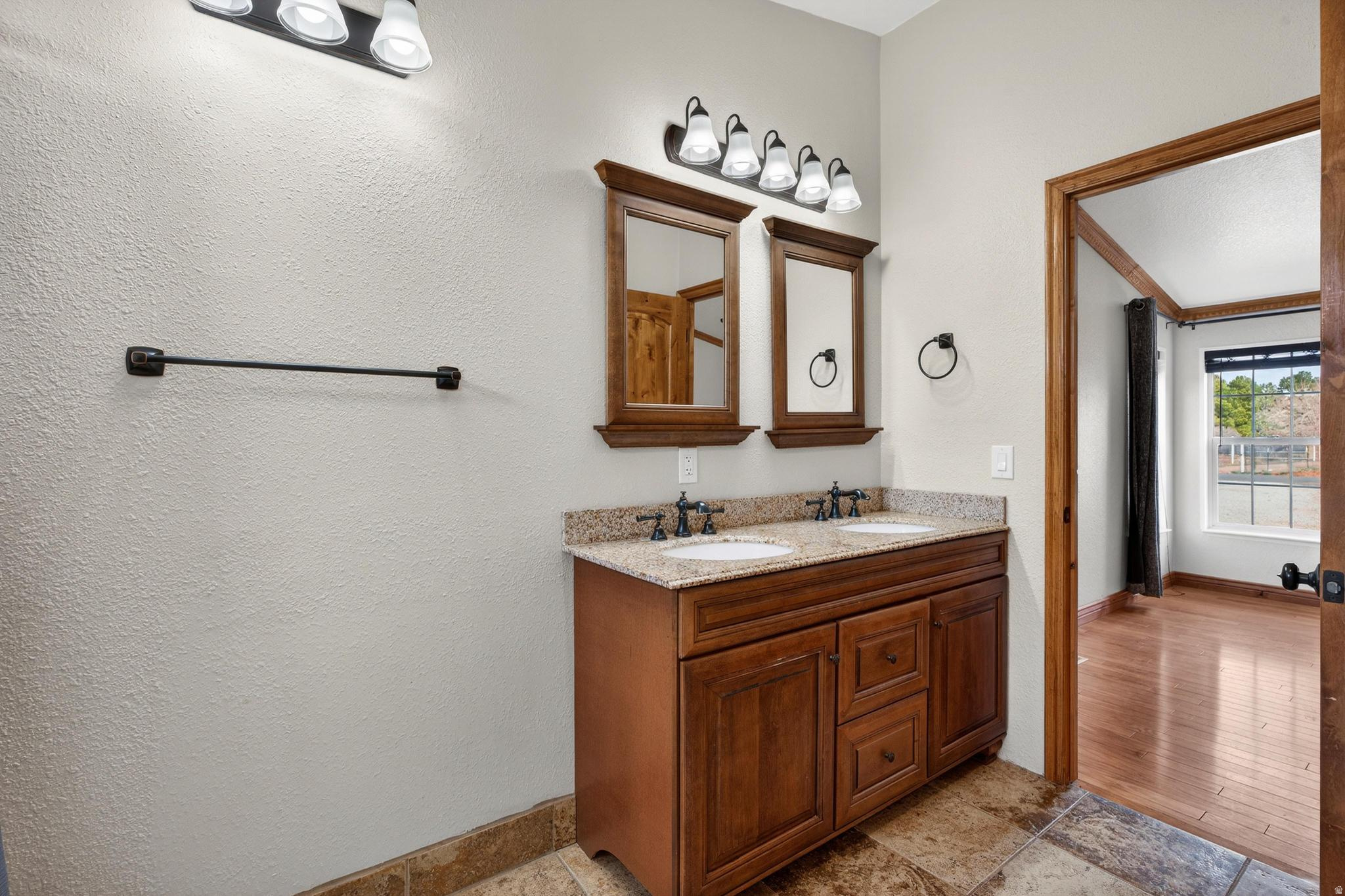 APPLE VALLEY RANCH - Residential