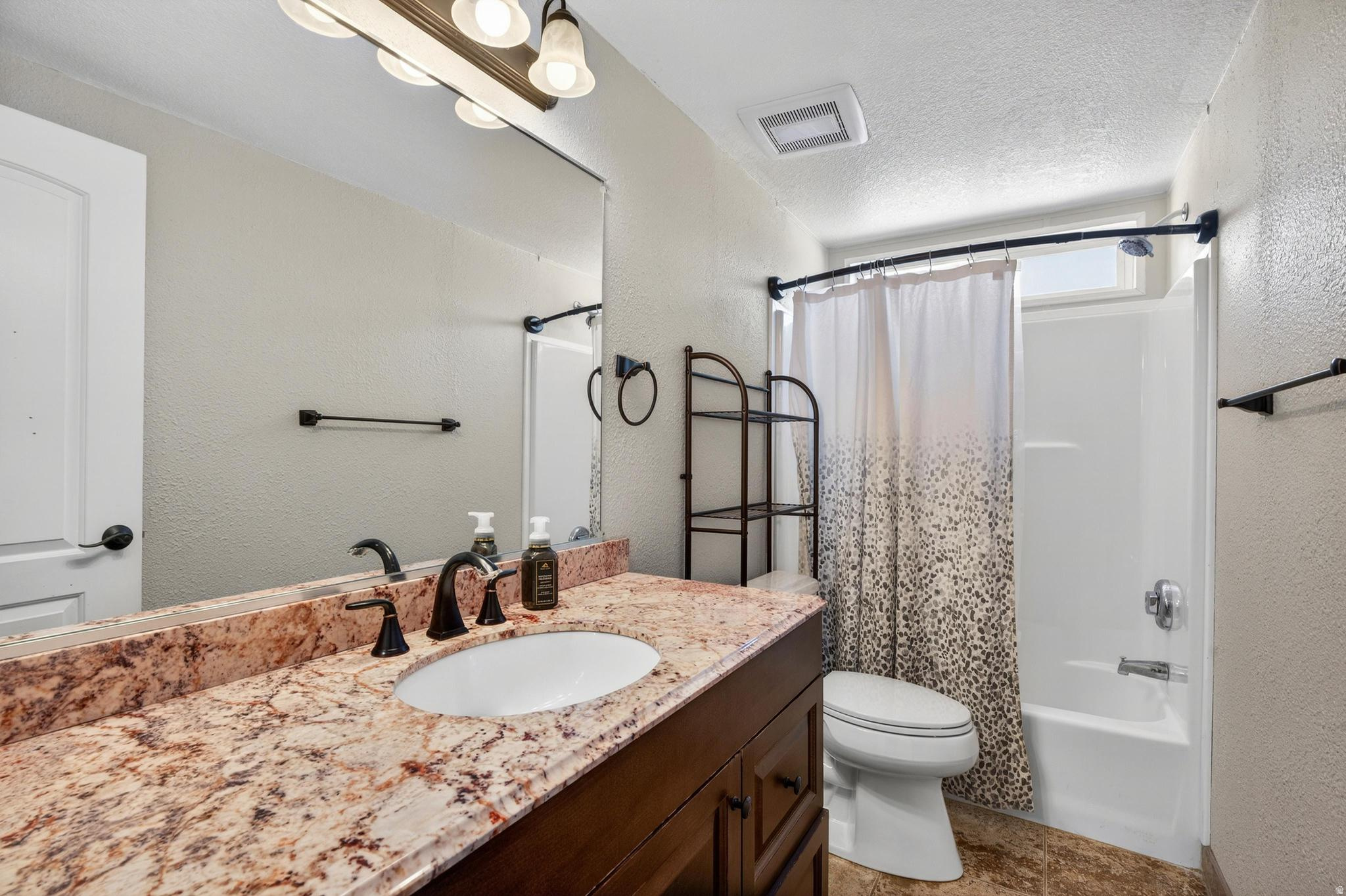 APPLE VALLEY RANCH - Residential