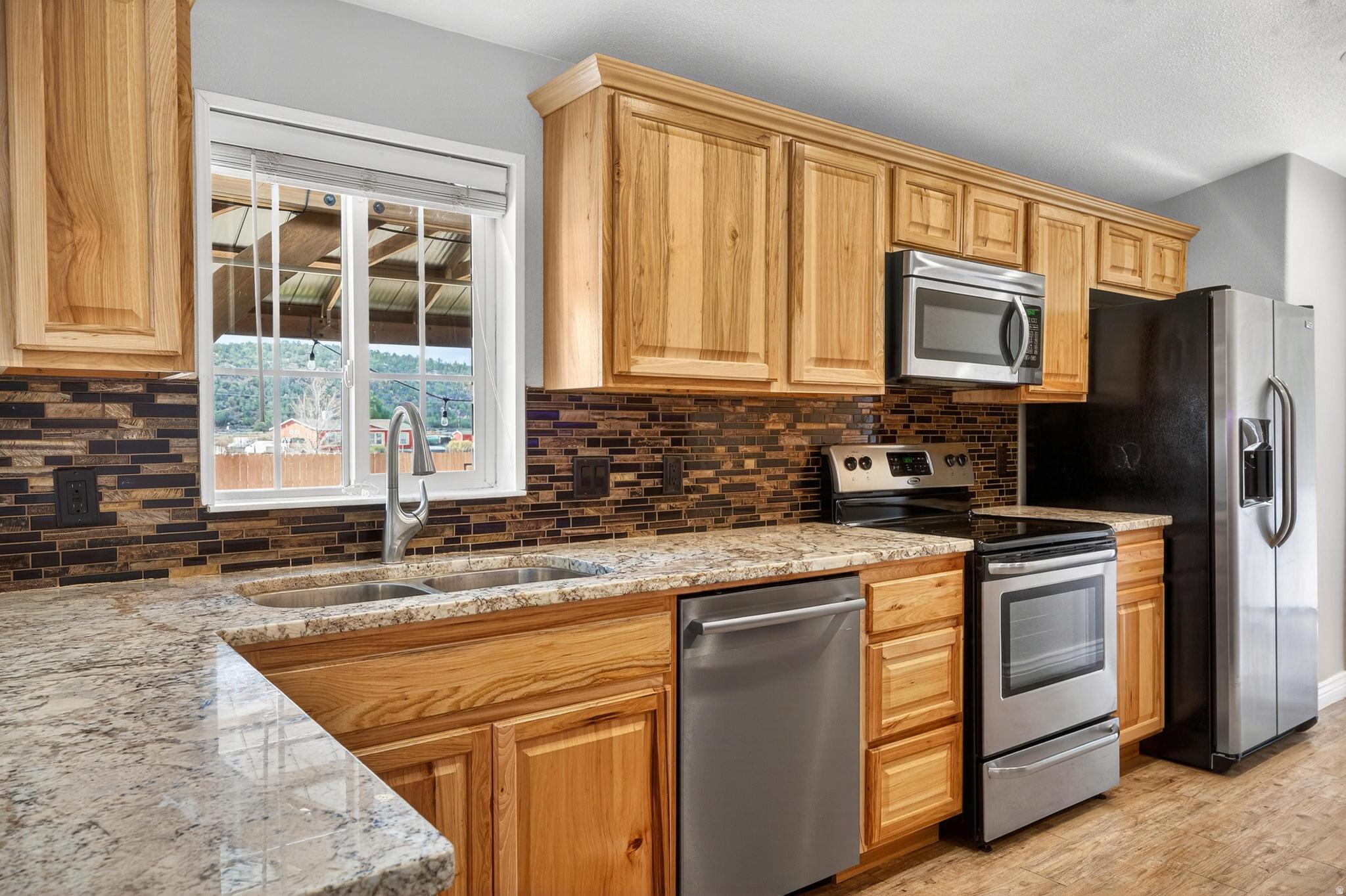 APPLE VALLEY RANCH - Residential