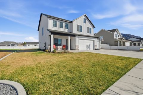 Tiny photo for 531 E 600 S, Hyrum, UT 84319 (MLS # 2144895)