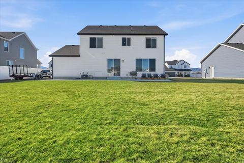 Tiny photo for 531 E 600 S, Hyrum, UT 84319 (MLS # 2144895)