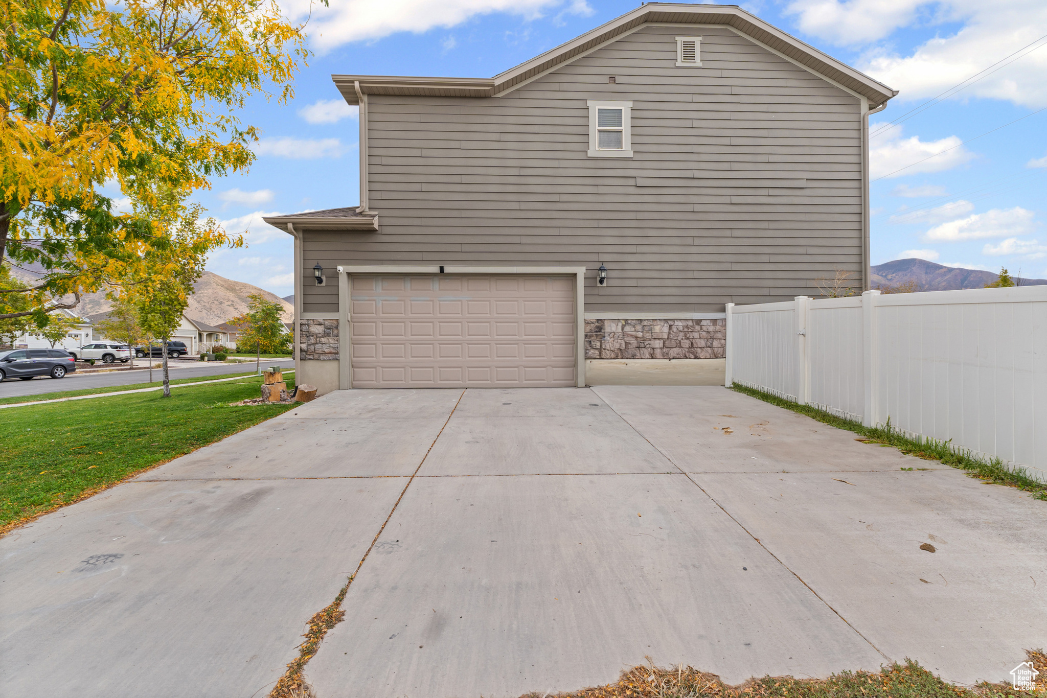JESSIES BROOK - Residential