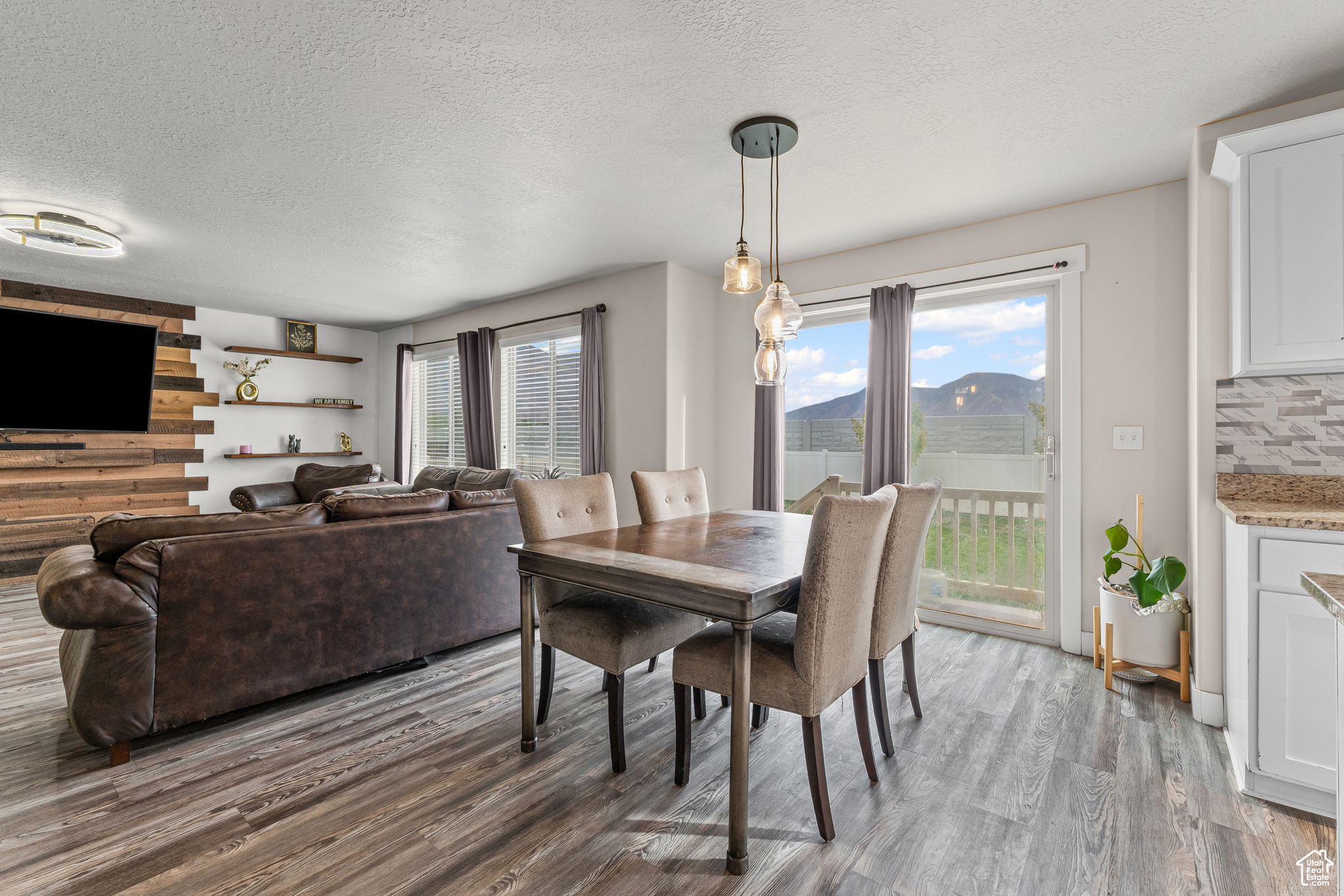JESSIES BROOK - Residential