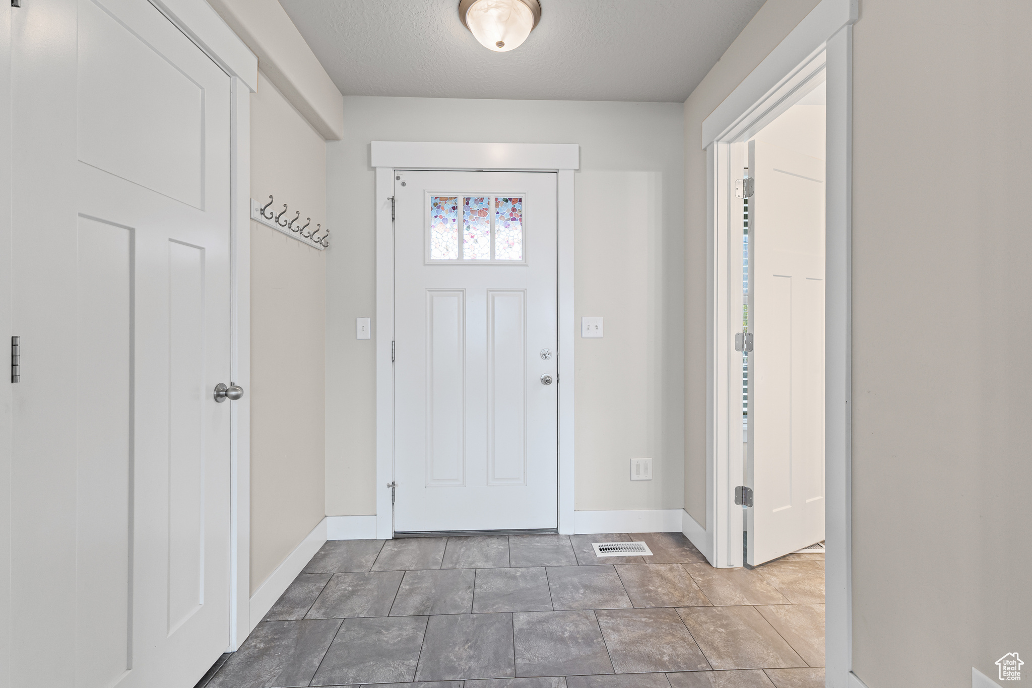 JESSIES BROOK - Residential
