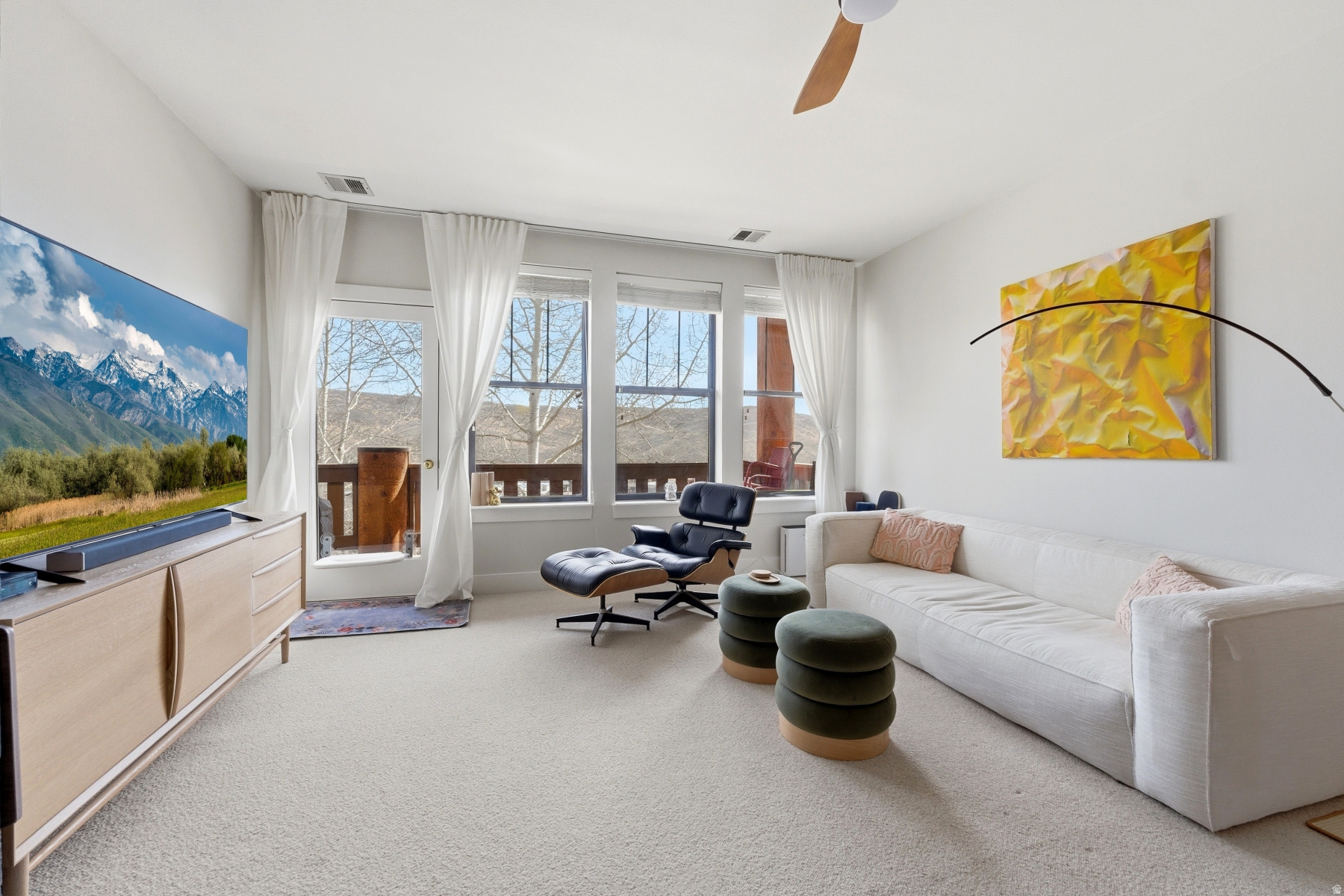 PINEBROOK POINTE CON - Residential