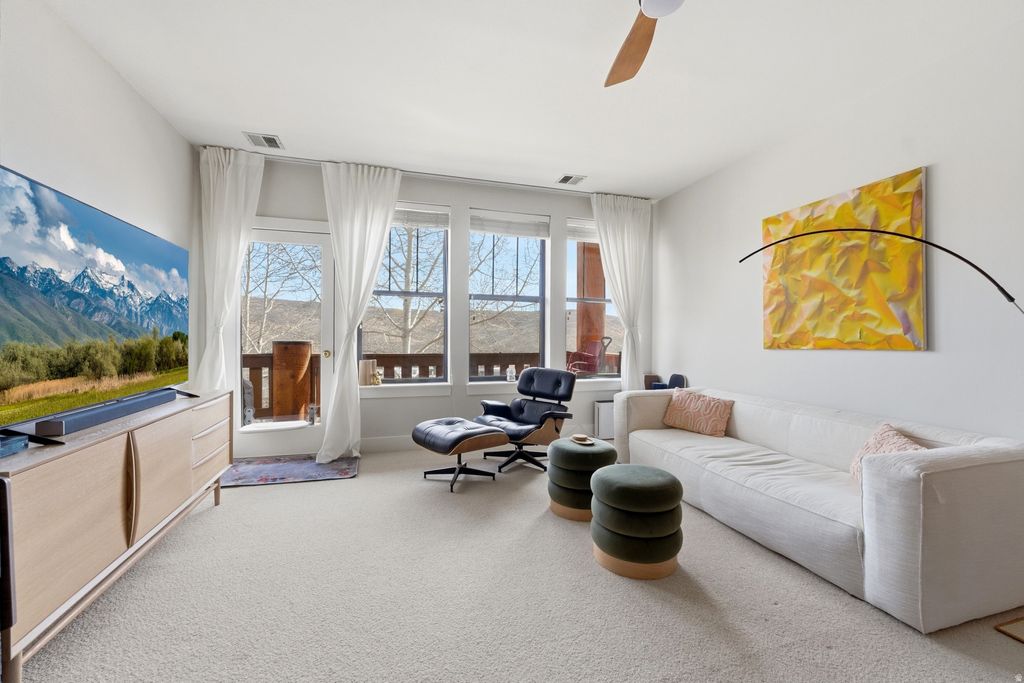 Photo of 8370 MEADOWVIEW CT #B24, Park City, UT 84098 (MLS # 2143574)