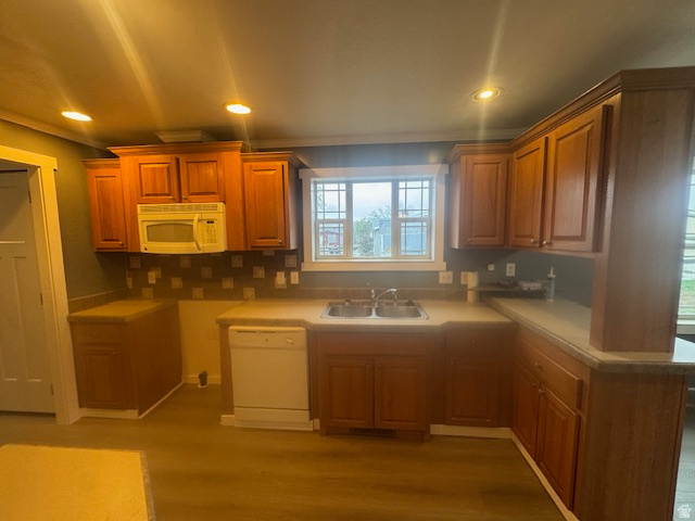 HILLVIEW VILLAGE - Residential