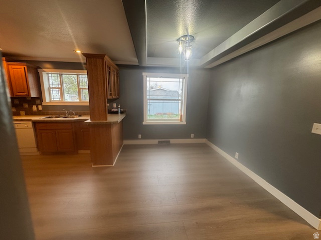 HILLVIEW VILLAGE - Residential