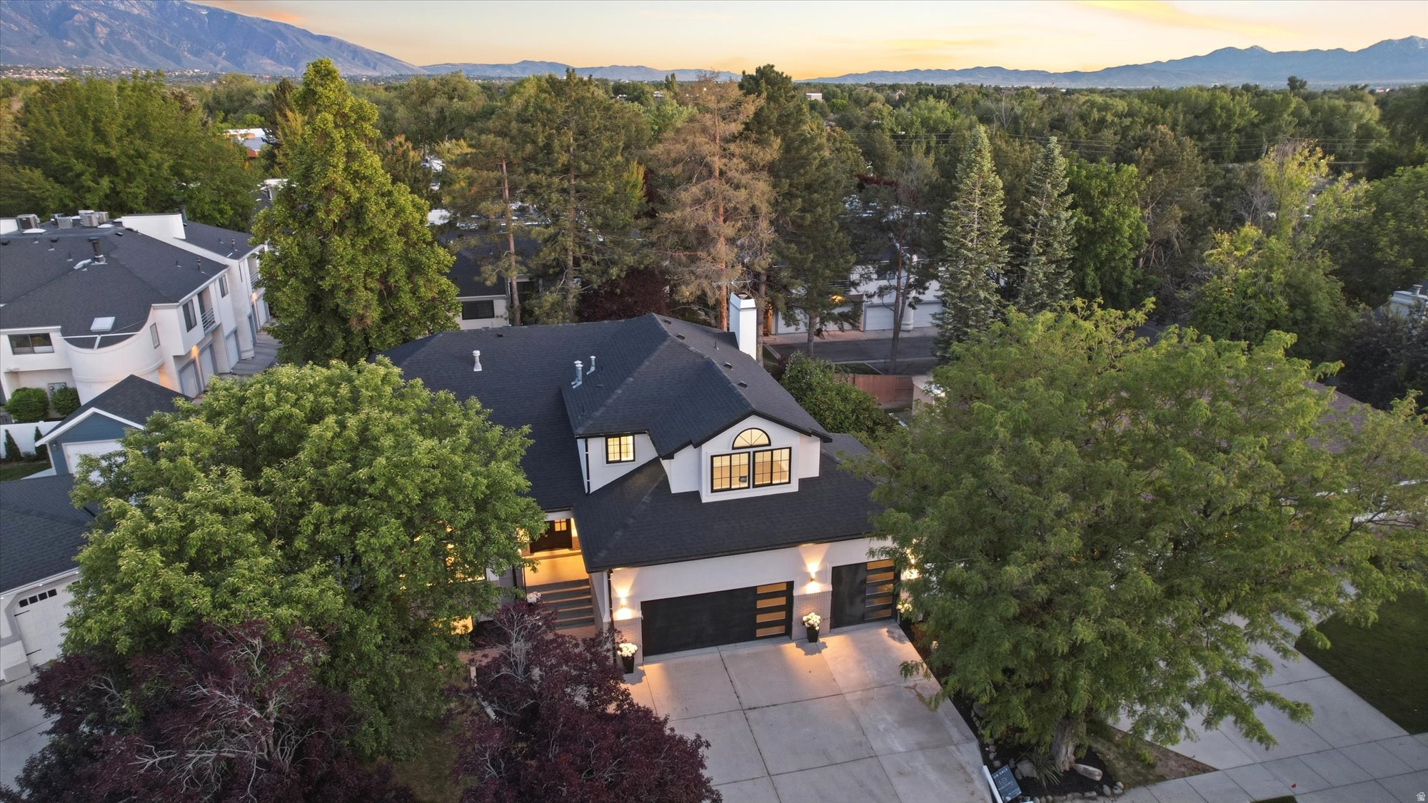 MEADOWS - Residential