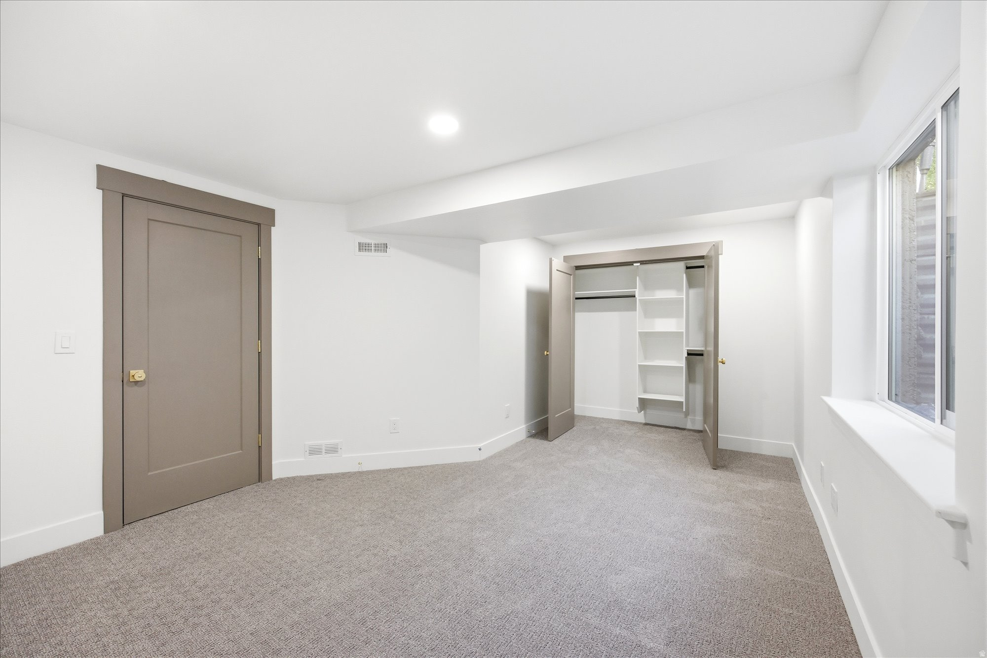 MEADOWS - Residential