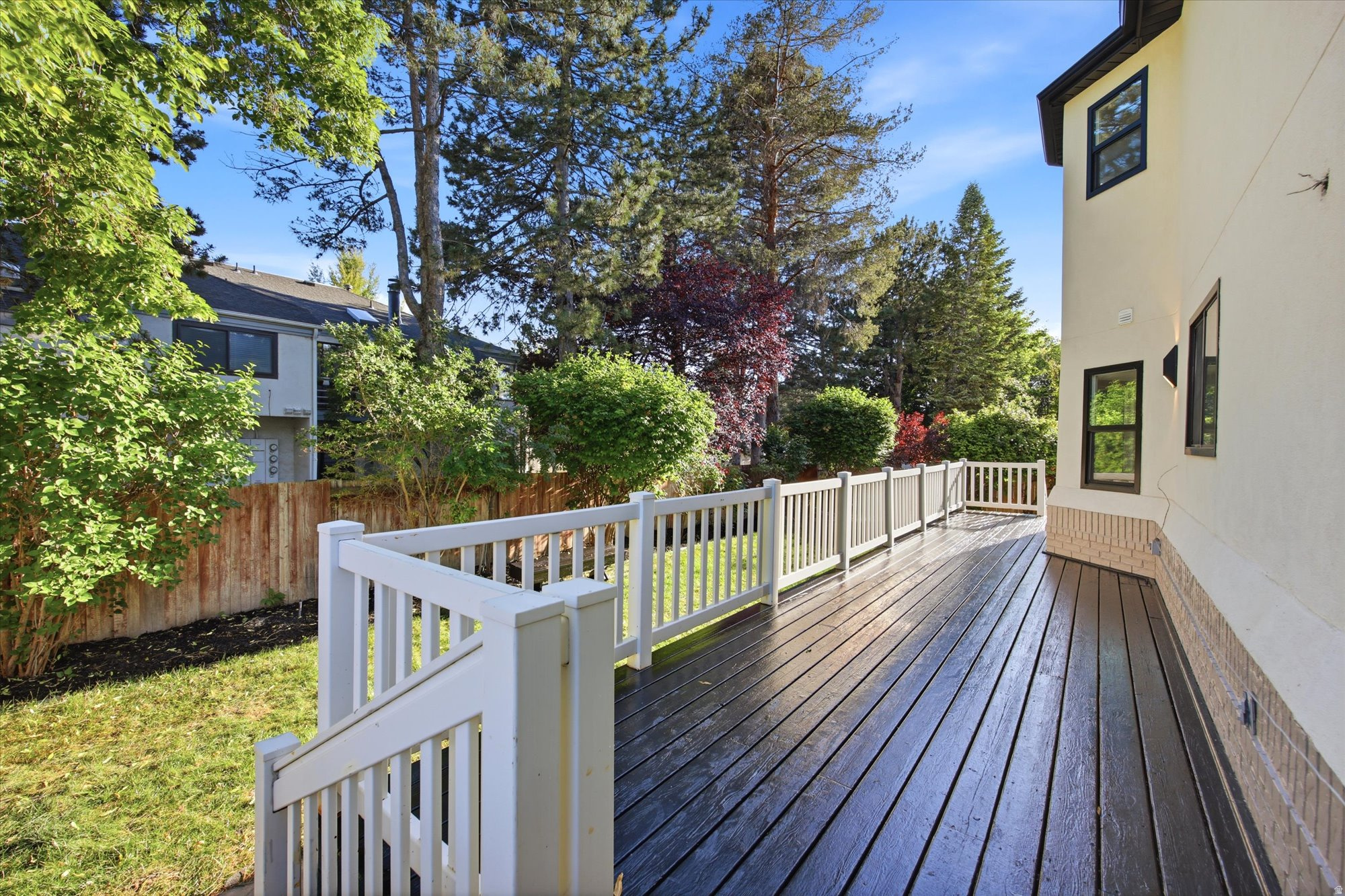 MEADOWS - Residential